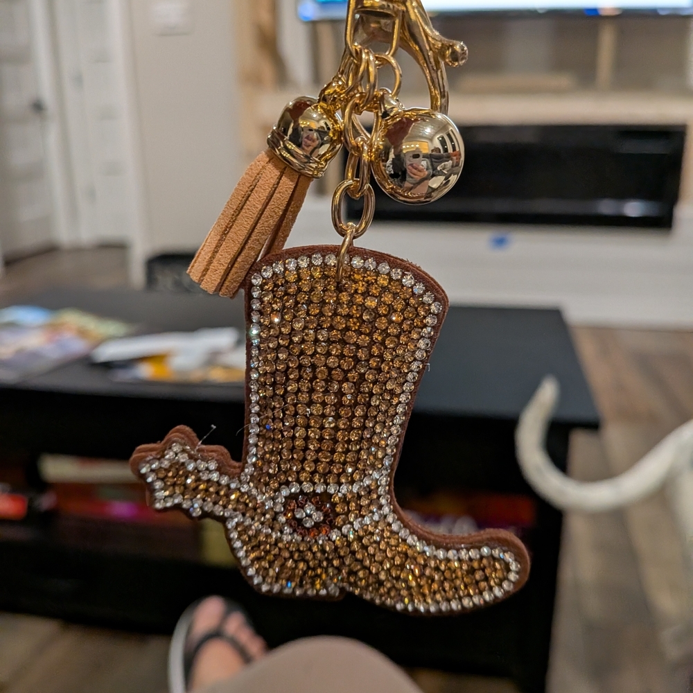 Gold Cowboy Boot Keychain - Picture 5 of 5